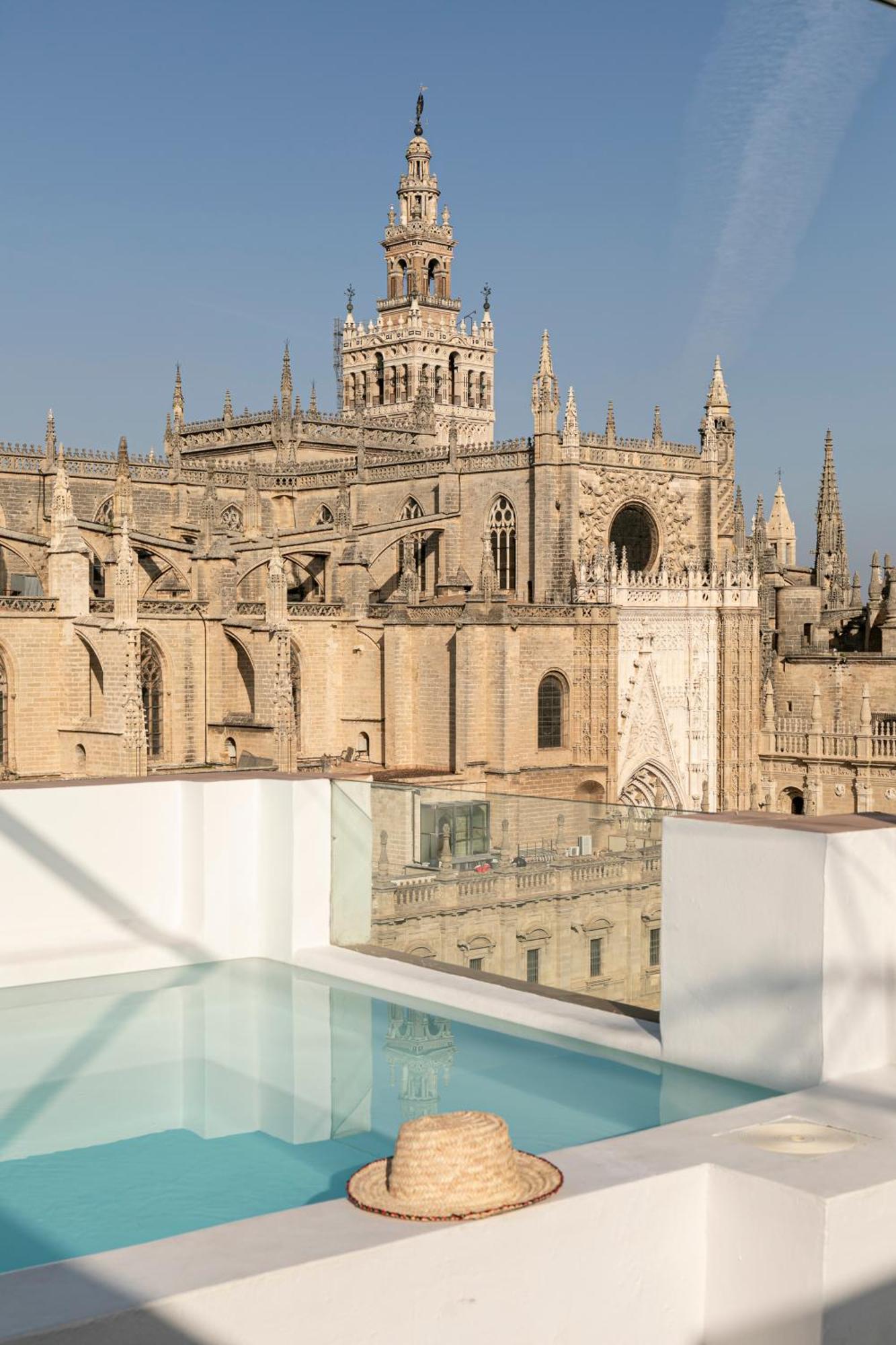 Isg Apartments Modern Atticpool At The Cathedralfree Parking Sevilla Exteriér fotografie